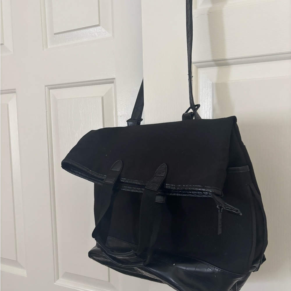 BEIS Convertible backpack in black